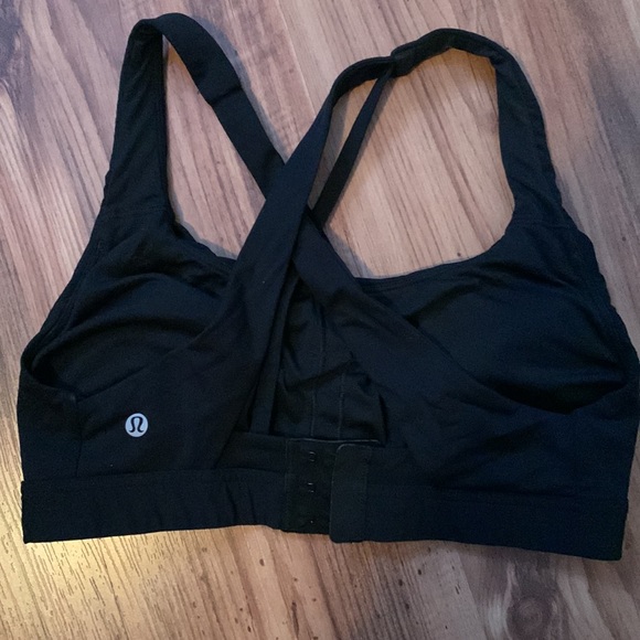 Adjustable black bra - Picture 2 of 3